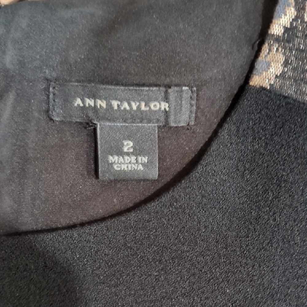 Like New Ann Taylor Dress - Picture 3 of 10